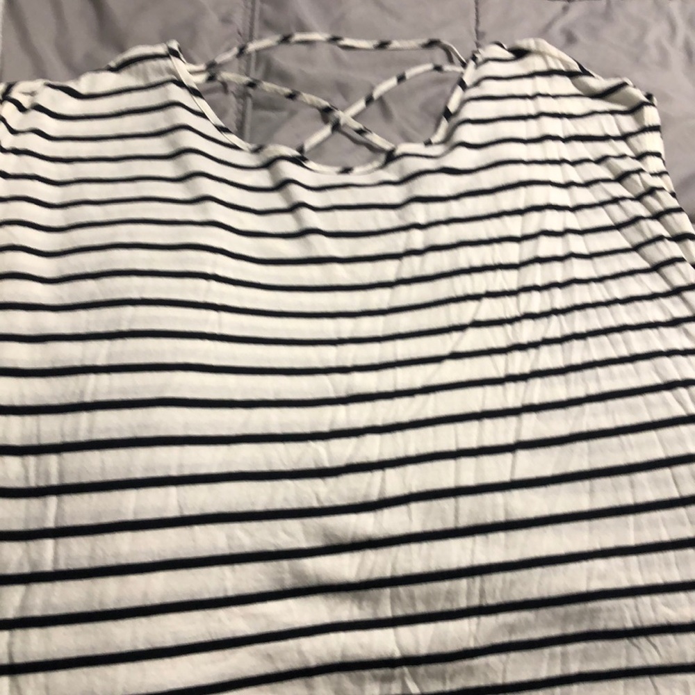 Gap shirt